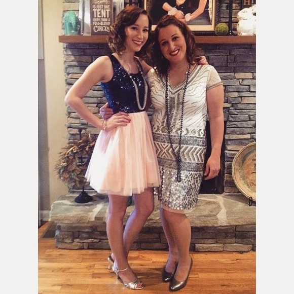 Cream cocktail dress. Size 10. Worn once. - Picture 3 of 3